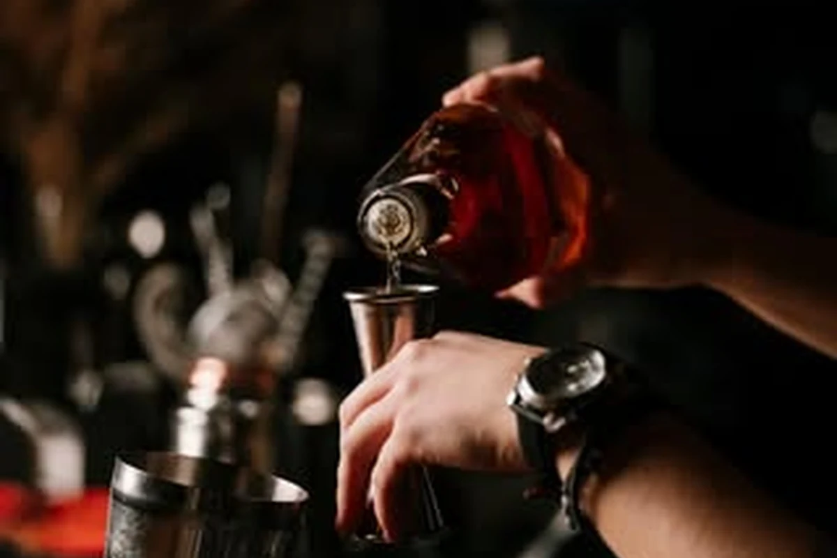 Де покурити кальян у Києві: райони, атмосфера, формат